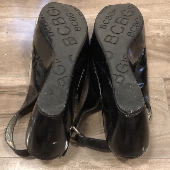 🔥🔥BCBG Patent Leather Wedges - Picture 5 of 11